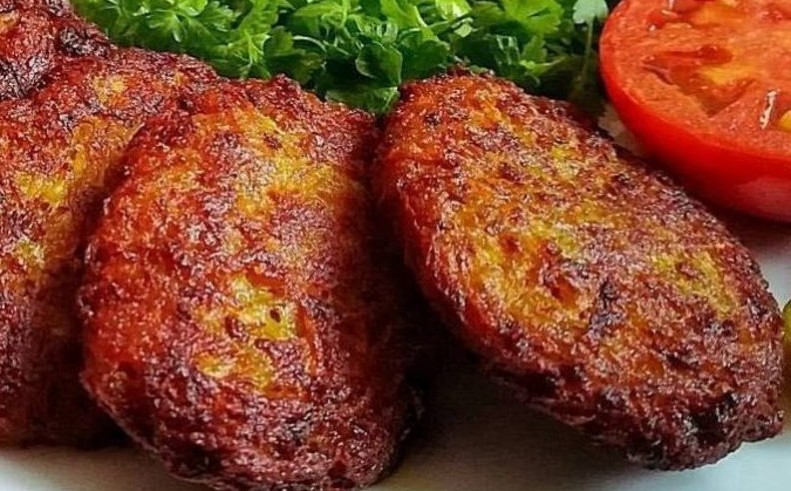 دمی گوجه با برنج شالیا